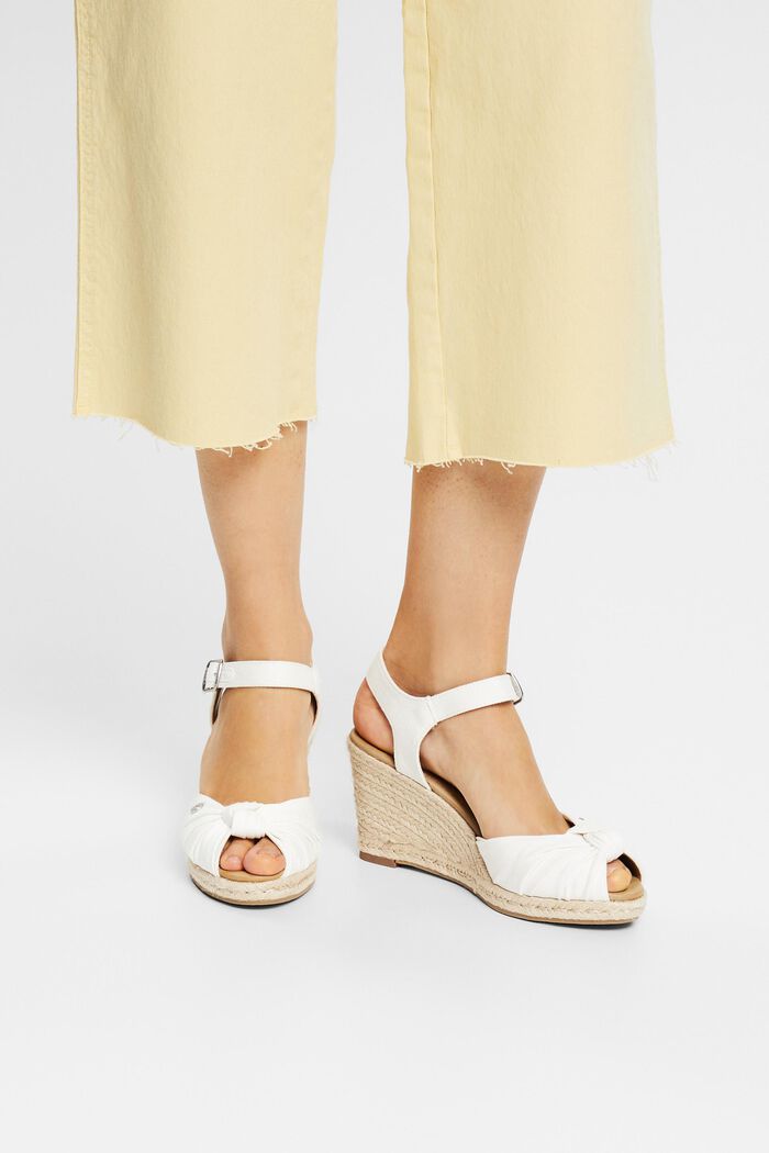 Wedge heel sandals with knot detail