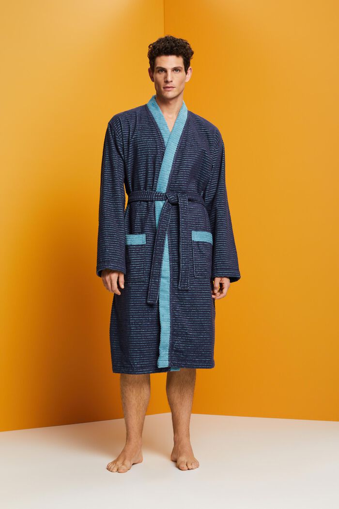 ESPRIT - Bathrobe with textured stripes at our online shop