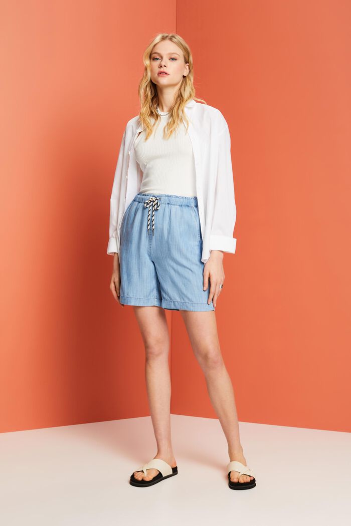 Pull-on jeans shorts, TENCEL™, BLUE LIGHT WASHED, detail image number 1