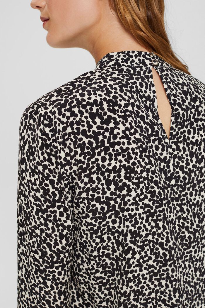 Printed blouse with a pleated stand-up collar, OFF WHITE, detail image number 1