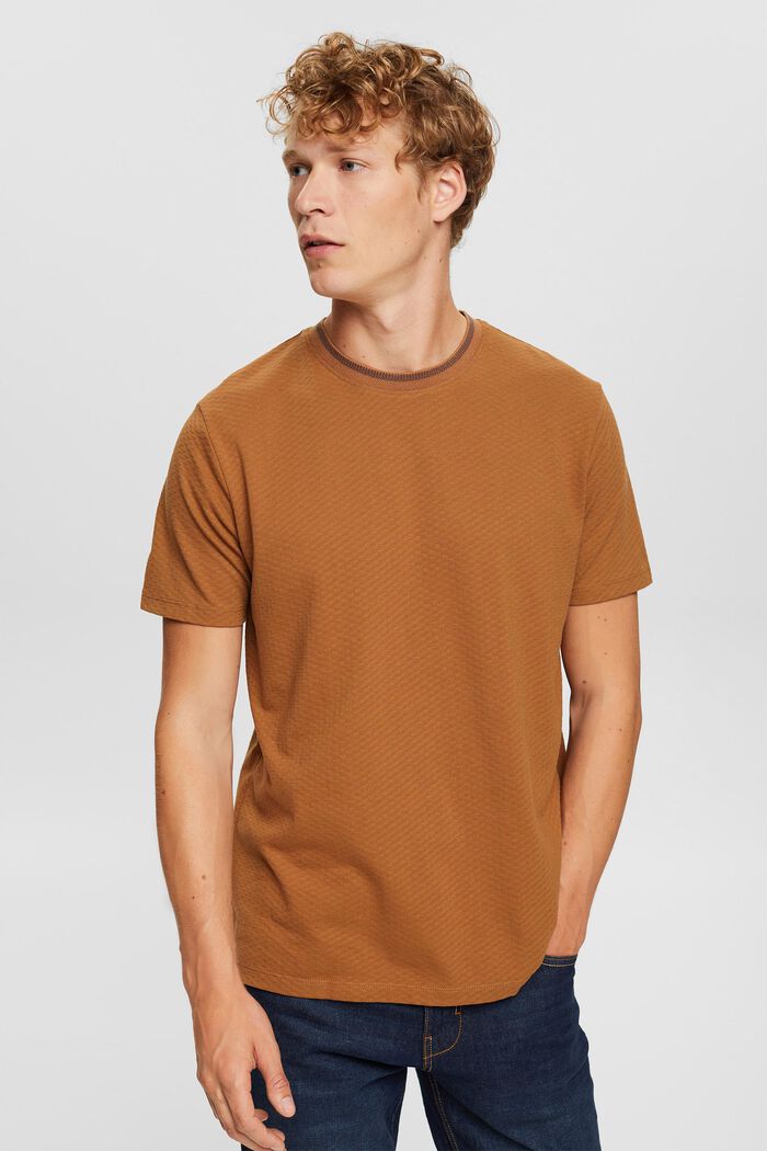 Made of recycled material: textured jersey T-shirt