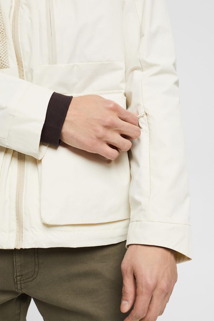 Made of recycled material: High-performance jacket with a hood, CREAM BEIGE, detail image number 7