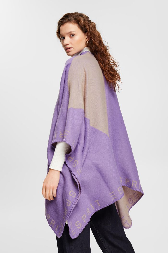 Two-coloured poncho