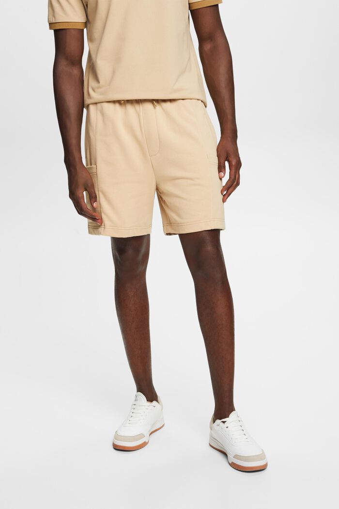 ESPRIT - Jogger-style shorts at our online shop