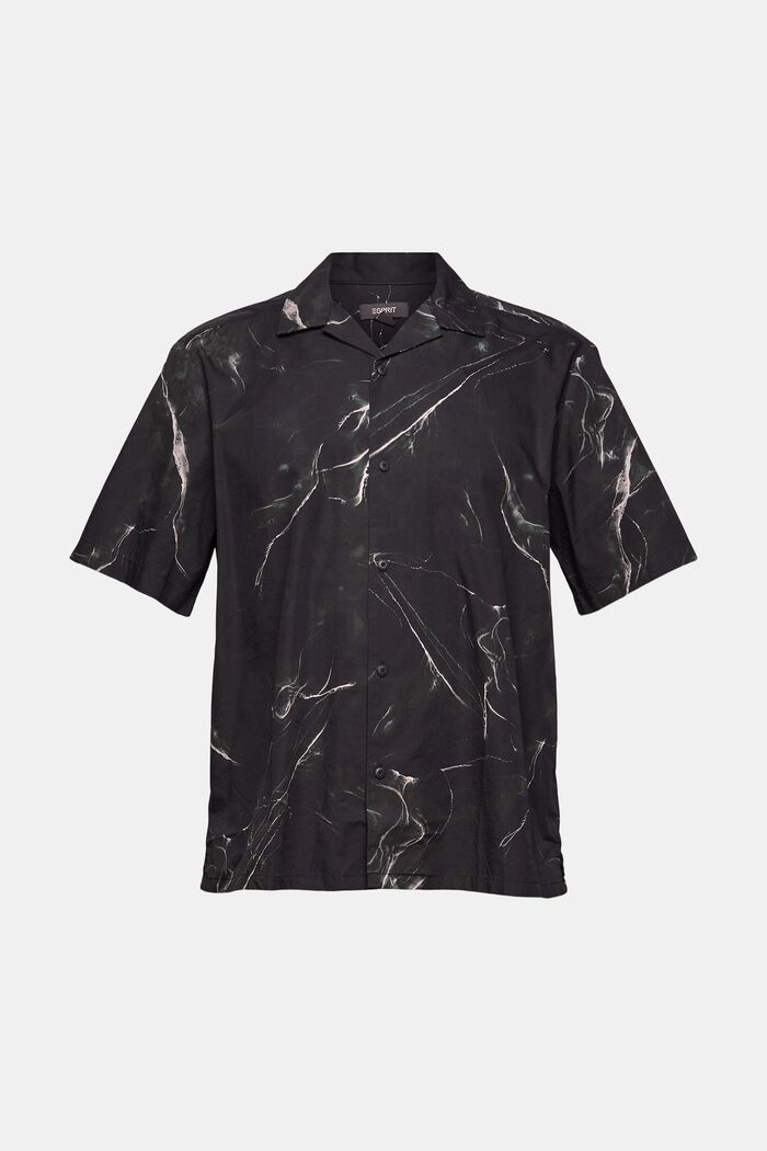 Shirt with a marbled print