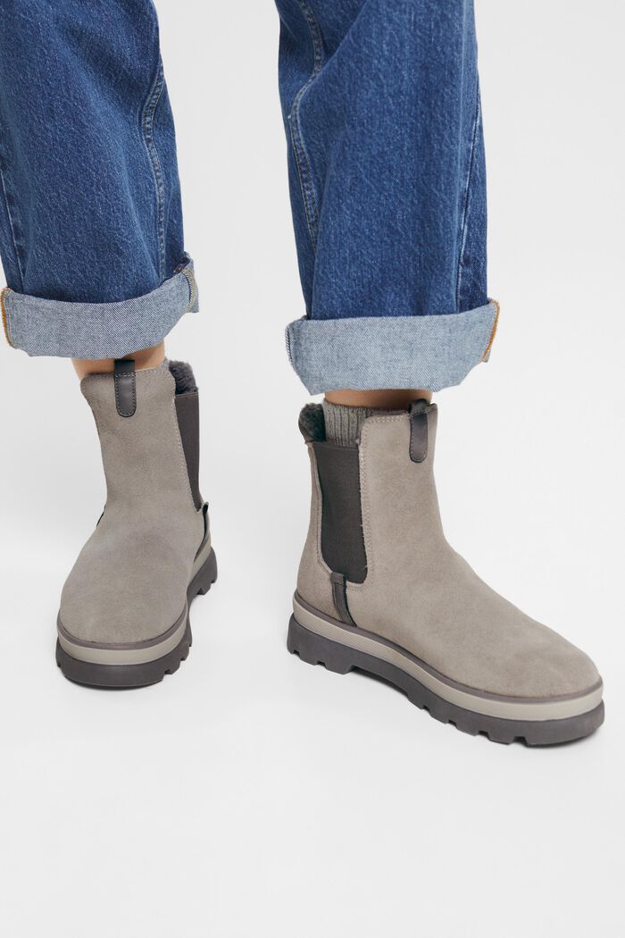 Faux-fur-lined Chelsea boots, genuine leather