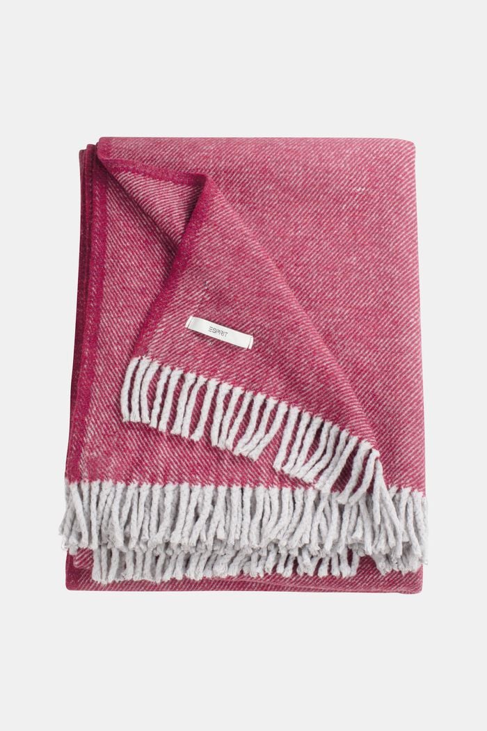 Soft throw in blended cotton