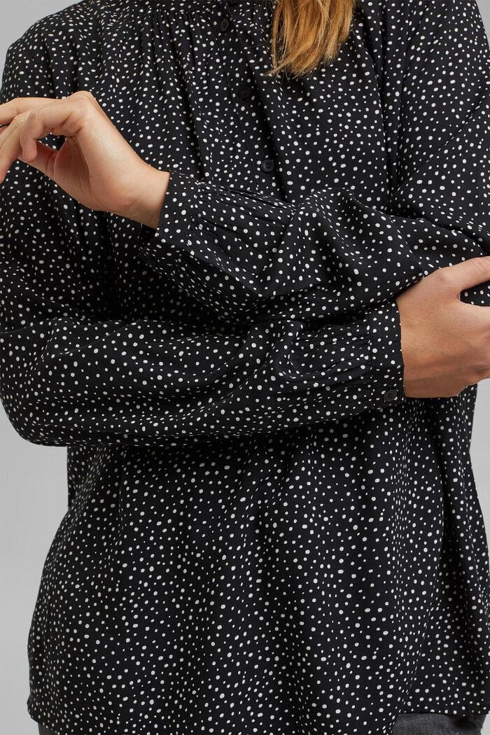 Henley blouse with print, LENZING™ ECOVERO™, BLACK, detail image number 2