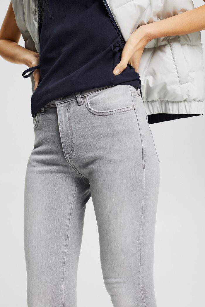 Super stretch jeans made of organic cotton