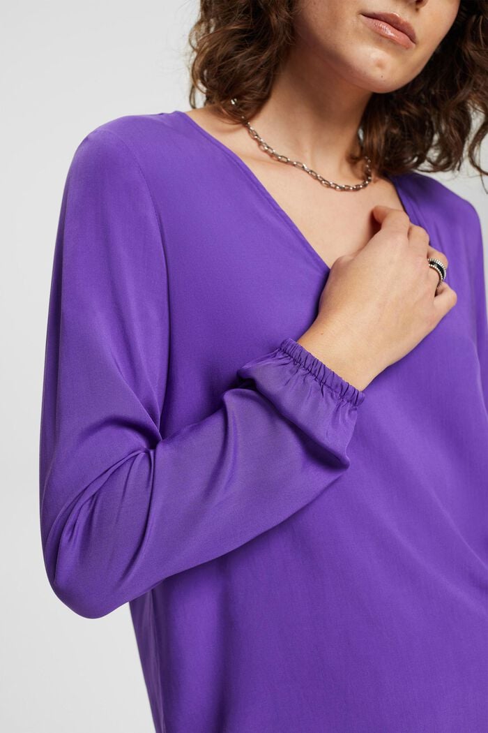 V-neck blouse, LENZING™ ECOVERO™, PURPLE, detail image number 2