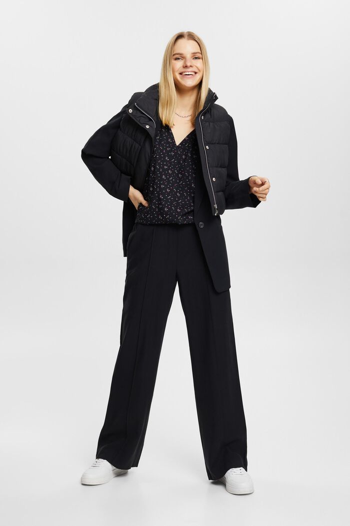 Patterned blouse, LENZING™ ECOVERO™, NEW BLACK, detail image number 1