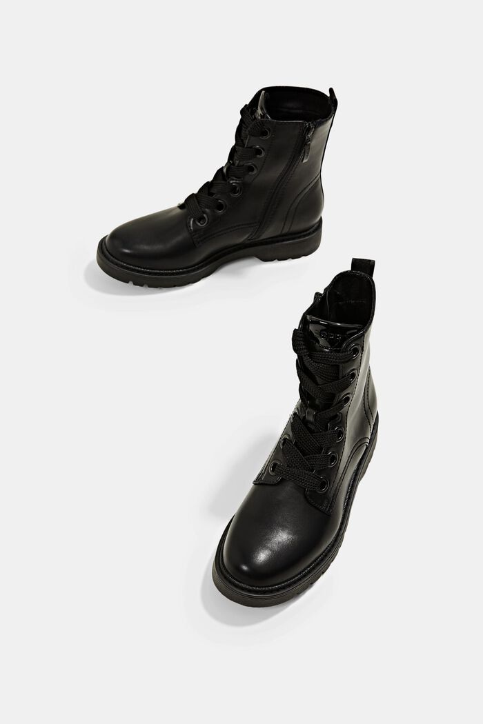 Lace-up boots in faux leather