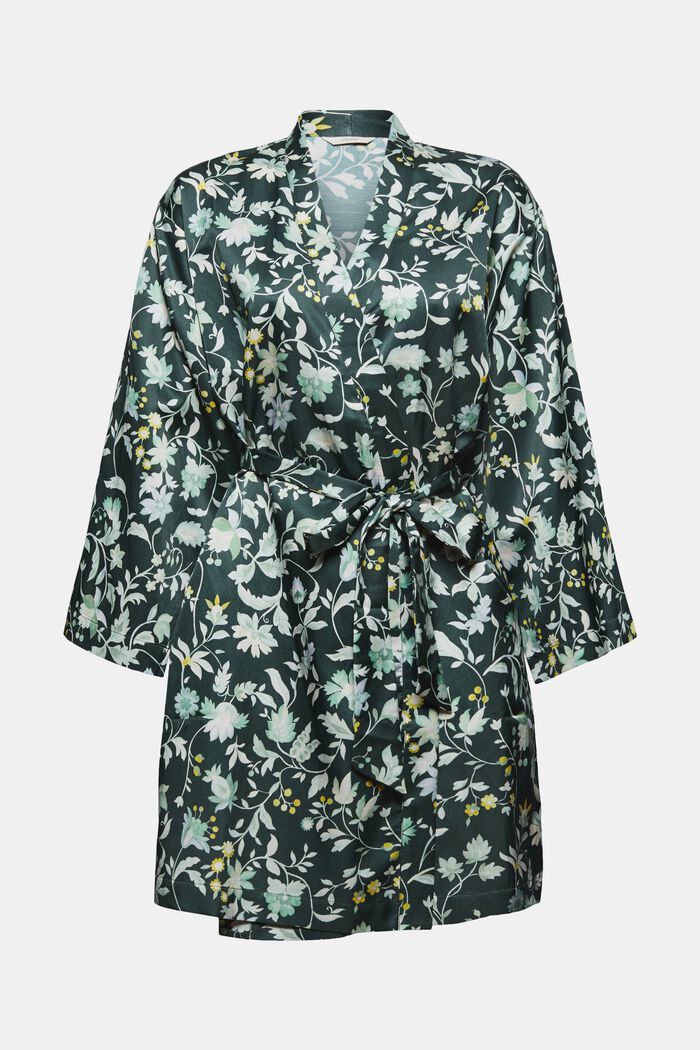 With silk: patterned kimono