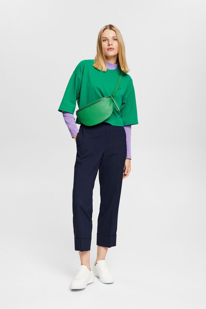 Long sleeve top with a stand-up collar
