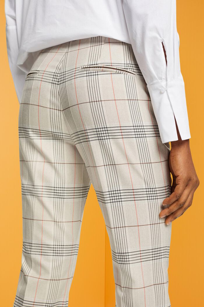 Chequered trousers with kick flare, LIGHT TAUPE, detail image number 4