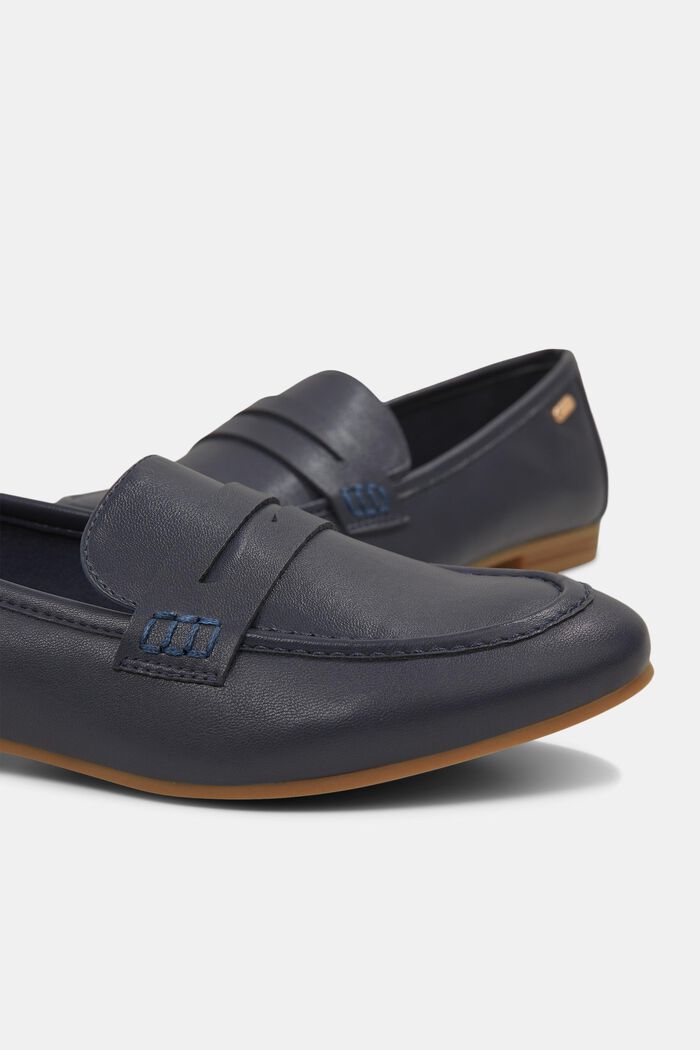 Moccasin loafers in faux smooth leather, NAVY, detail image number 4