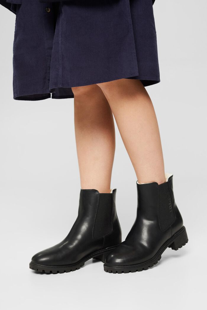 Faux leather ankle boots with faux fur lining