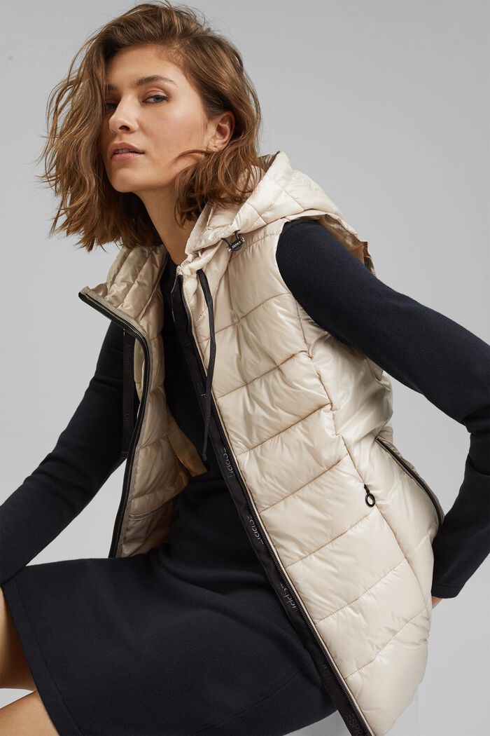 Made of recycled yarn: Body warmer with a detachable hood, CREAM BEIGE, detail image number 6