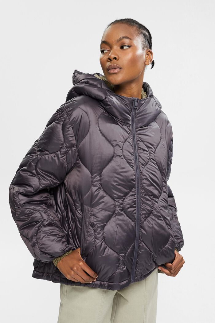 Recycled: quilted jacket with a hood
