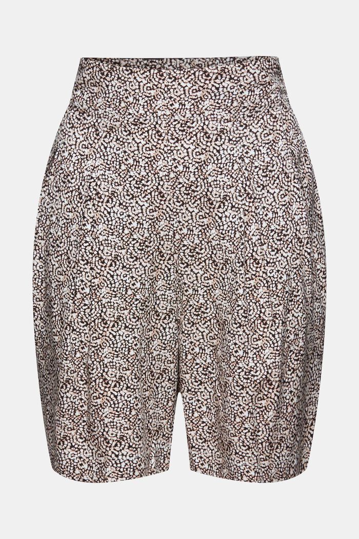 Patterned shorts made of LENZING™ ECOVERO™