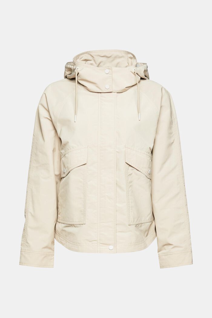 Made of recycled material: water-resistant outdoor jacket