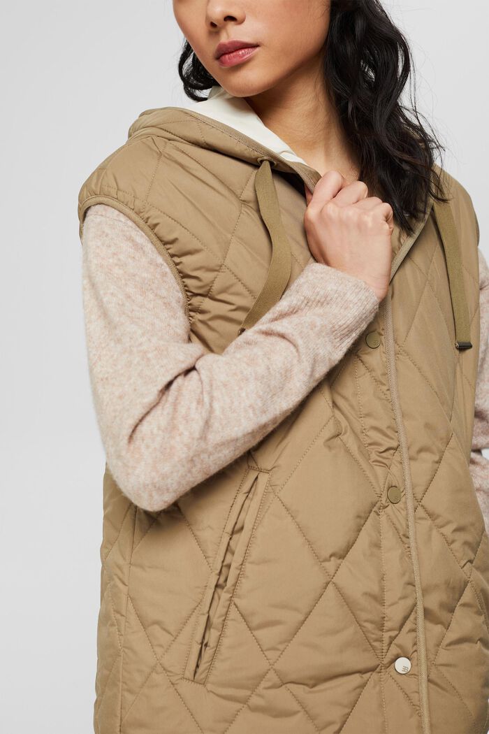 Made of recycled material: Quilted body warmer with padding, KHAKI GREEN, detail image number 1