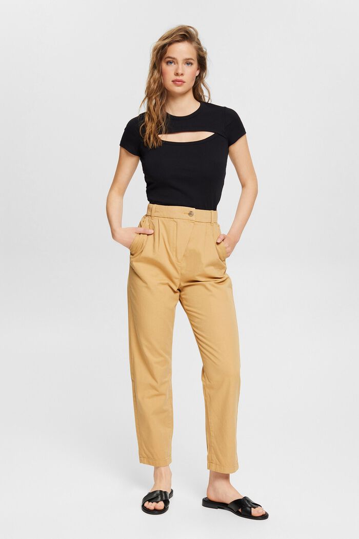 Chinos with a high-rise waist, 100% Pima cotton
