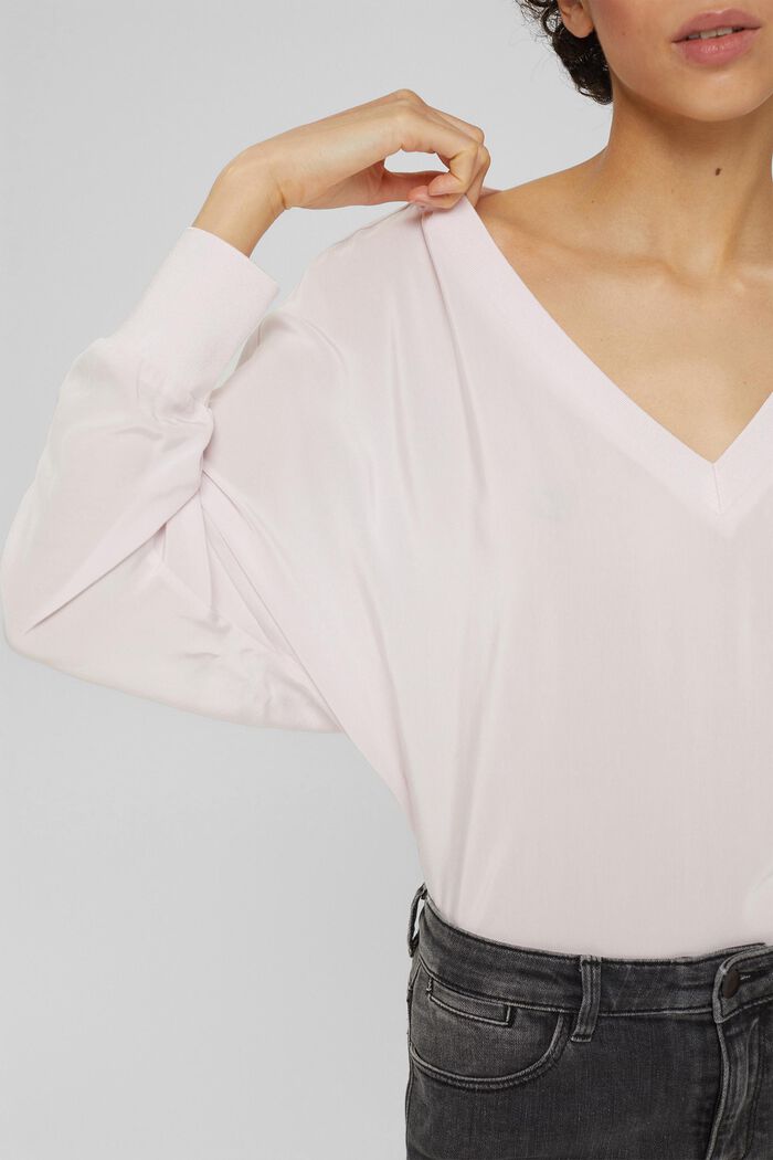 Blouse with LENZING™ ECOVERO™, LIGHT PINK, detail image number 2