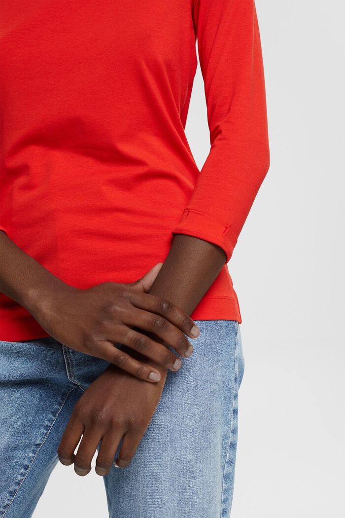 Top with 3/4-length sleeves, ORANGE RED, detail image number 0