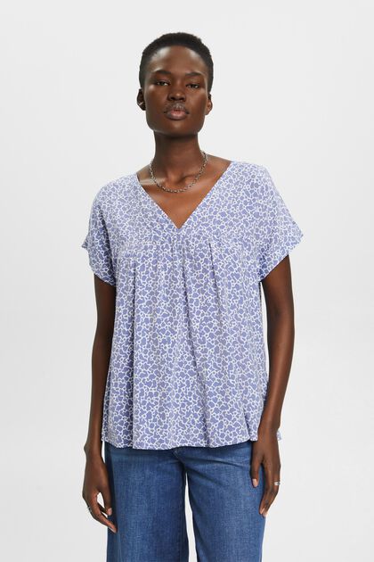 Patterned V-neck blouse