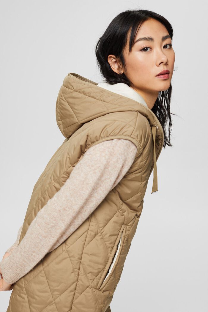 Made of recycled material: Quilted body warmer with padding, KHAKI GREEN, detail image number 4