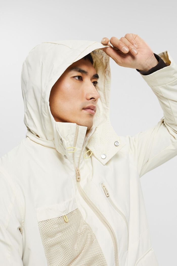 Made of recycled material: High-performance jacket with a hood, CREAM BEIGE, detail image number 6