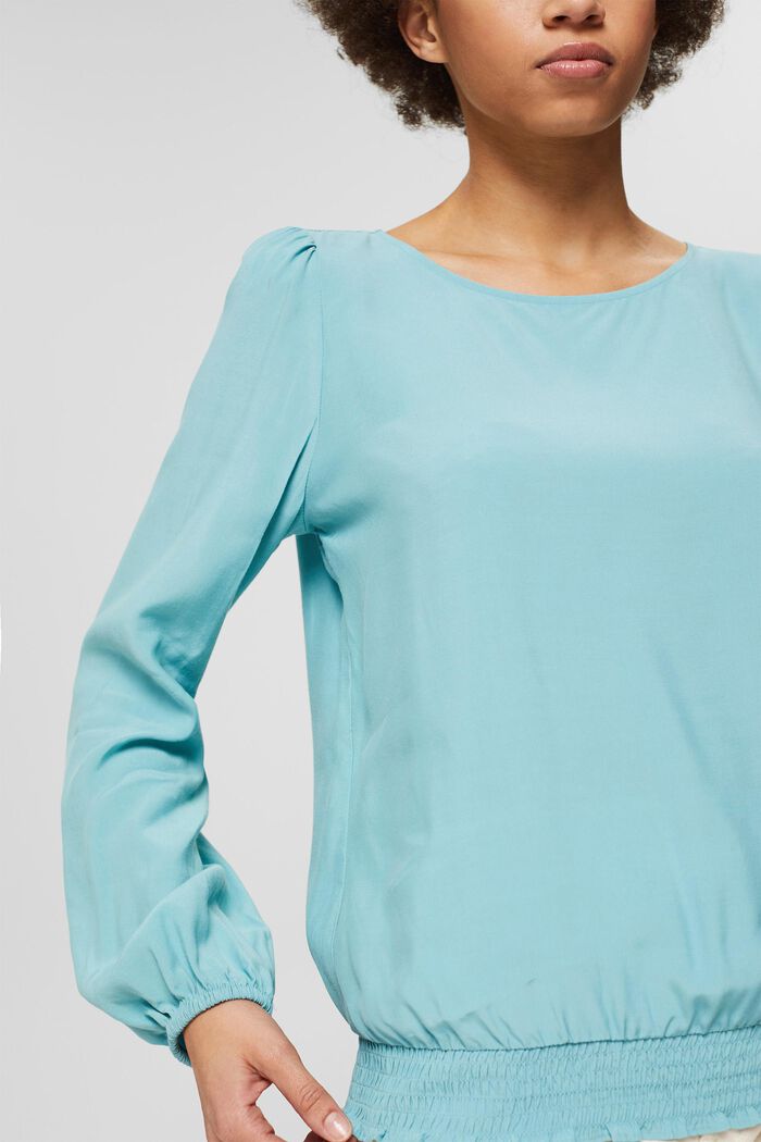 Blouse with smocked details, LENZING™ ECOVERO™, LIGHT AQUA GREEN, detail image number 2