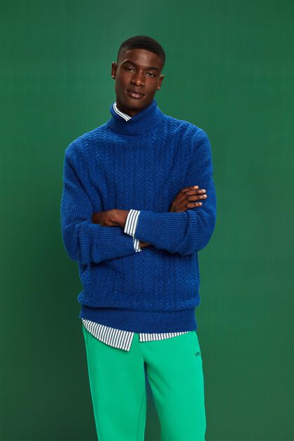 Cable Knit Rollneck Sweater