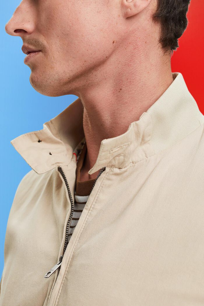 Bomber jacket with stand-up collar, LIGHT BEIGE, detail image number 4
