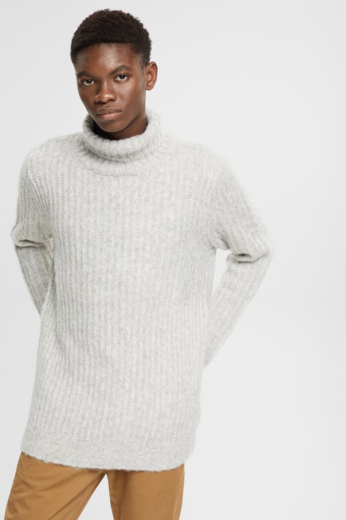 Knitted roll neck jumper with wool