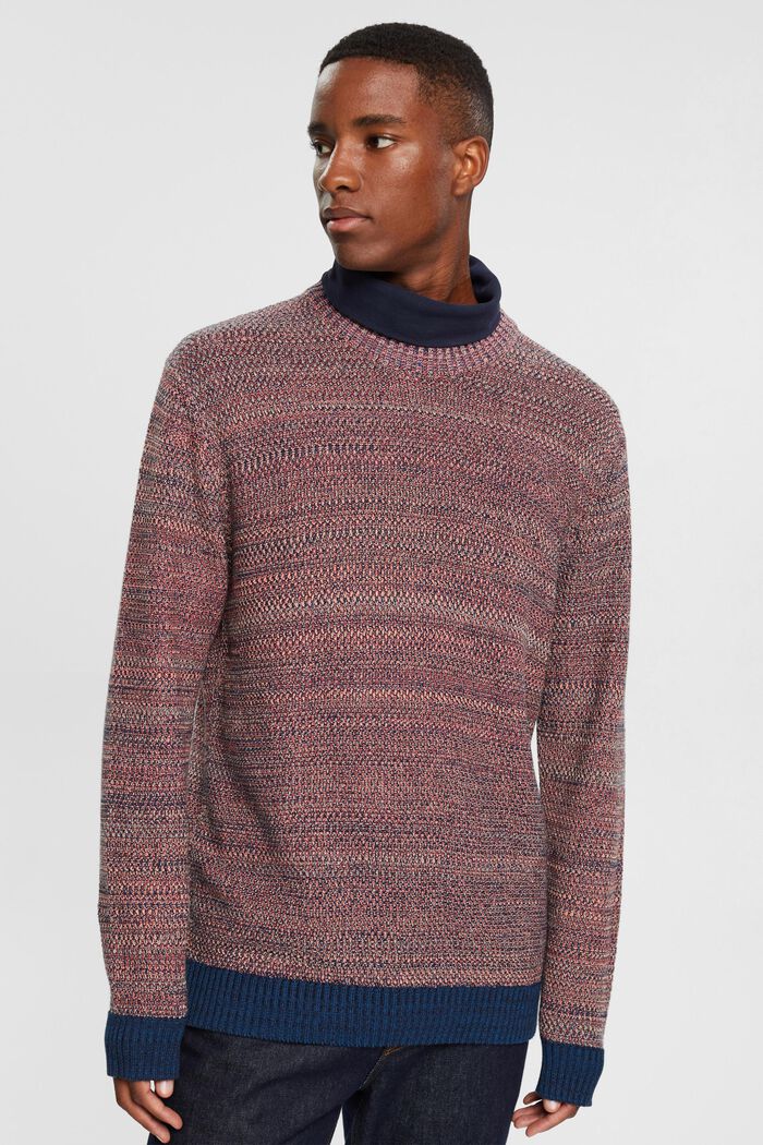 Two-coloured knitted jumper