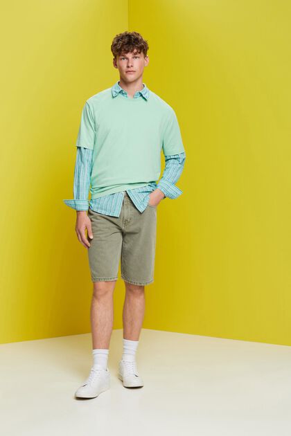 Coloured denim shorts