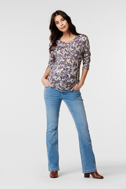 Flared leg jeans with over-bump waistband