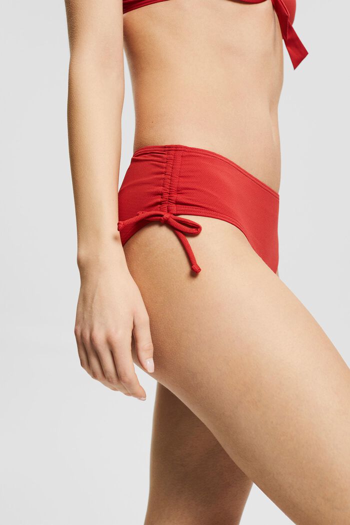 Made of recycled material: bikini briefs with texture, RED, overview