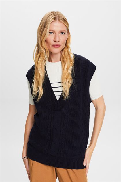 Cable knit vest, wool blend