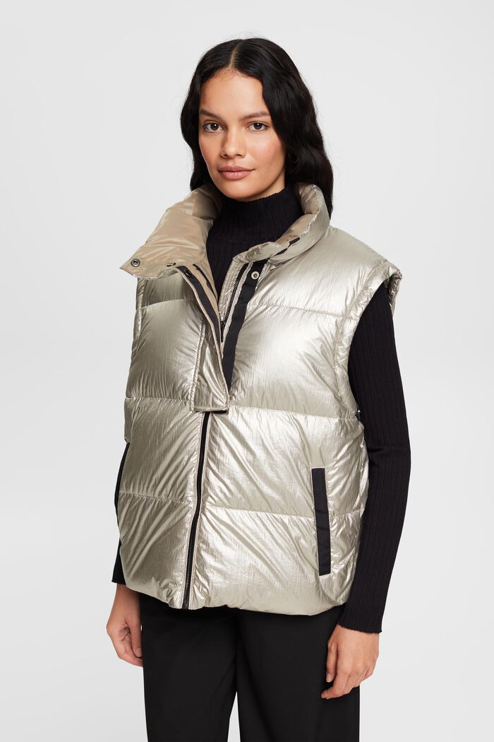 Shiny quilted body warmer