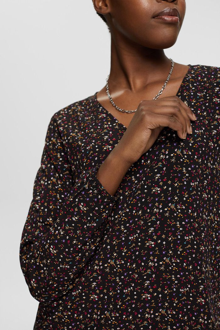 Floral V-neck blouse, LENZING™ ECOVERO™, BLACK, detail image number 2