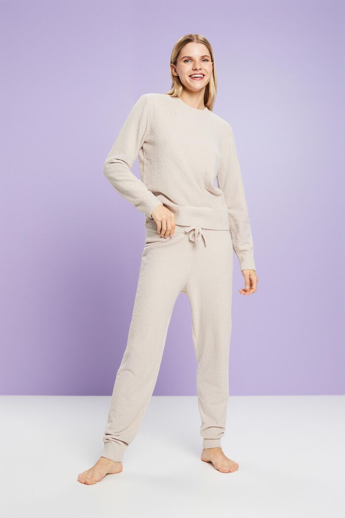 ESPRIT - Fuzzy Loungewear Sweater at our online shop