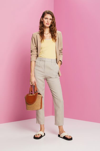Cropped linen trousers