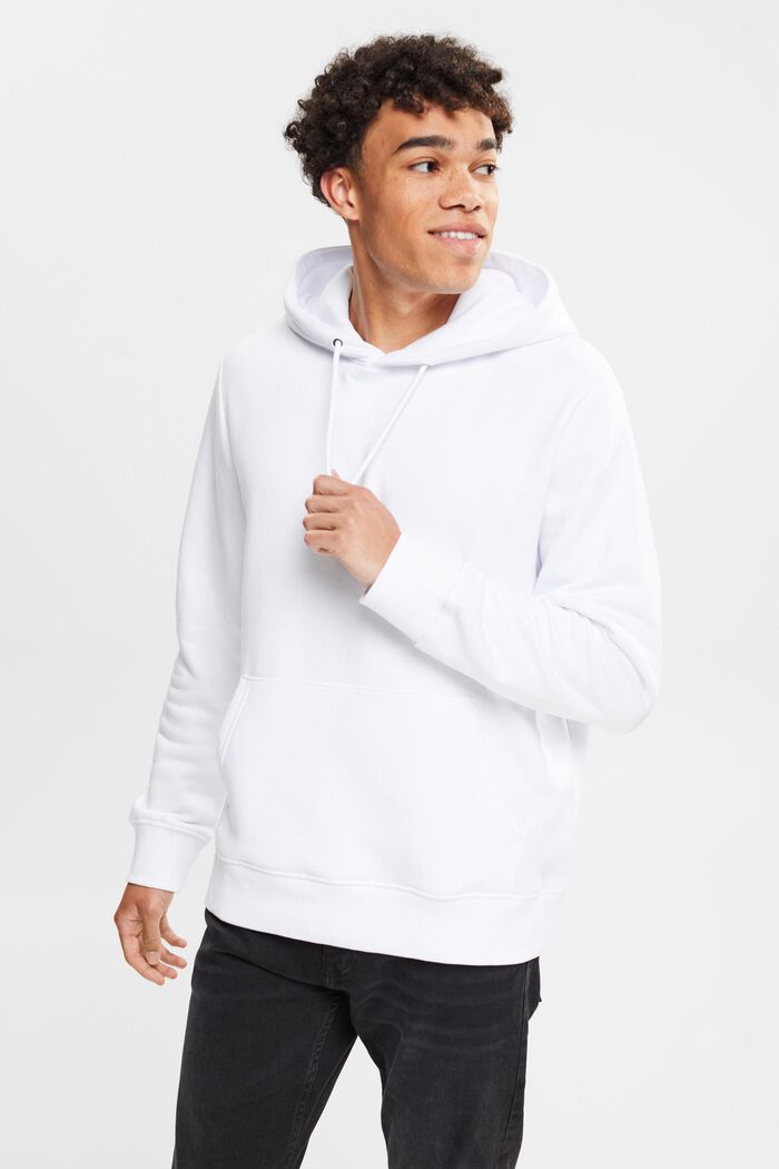 Hooded sweatshirt made of recycled material