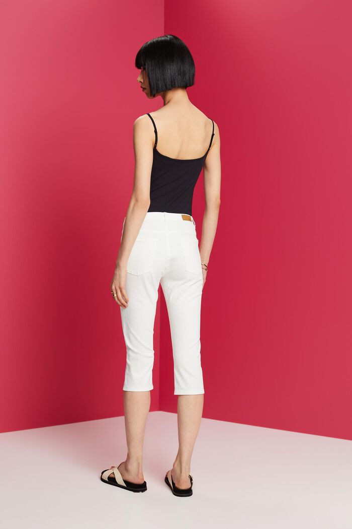 Mid Rise Capri Jeans, WHITE, detail image number 3