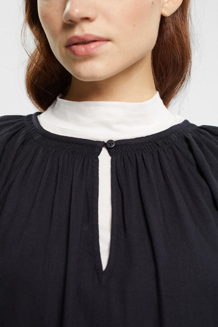 Flowing blouse, LENZING™ ECOVERO™, BLACK, detail image number 0
