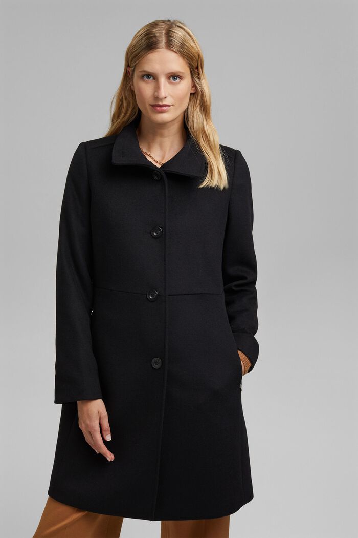 Made of blended wool: Coat with a stand-up collar