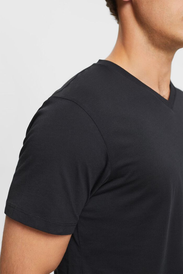V-neck t-shirt of sustainable cotton, BLACK, detail image number 0